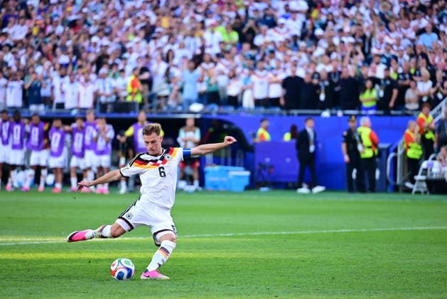 Germany v Paraguay - FIFA World Cup, WM, Weltmeisterschaft, Fussball 2026 - Round of 32 FOXBOROUGH, USA - JUNE 29: Kimmich of Germany is seen during penalty shoot-out at the 2026 FIFA World Cup Round of 32 match between Germany and Paraguay at Boston Stadium (Gillette Stadium) in Foxborough, Massachusetts, United States on June 29, 2026. Abdulhamid Hosbas Anadolu Massachusetts United States. Editorial use only. Please get in touch for any other usage.  Copyright: x2026xAnadoluxAbdulhamidxHosbasx