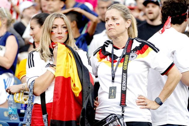 FIFA World Cup, WM, Weltmeisterschaft, Fussball 2026 - Round of 32 - Germany vs Paraguay Fans of Germany react after the team lost the FIFA World Cup 2026 Round of 32 match Germany against Paraguay, in Boston, USA, 29 June 2026. Paraguay beat Germany 4-3 on penalties. FOXBOROUGH United States  Copyright: xSHAWNxTHEWx