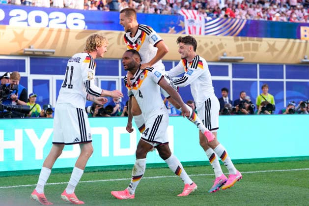 June 29, 2026, Foxborough, Massachusetts, United States: Jonathan Tah of Germany celebrates after scoring his team s second goal later disallowed by VAR during the FIFA World Cup, WM, Weltmeisterschaft, Fussball 2026 Round Of 32 match between Germany and Paraguay at Boston Stadium on June 29, 2026 in Foxborough, Massachusetts. Germany V Paraguay: Round Of 32 - FIFA World Cup 2026  - ZUMAa181 20260629_zaa_a181_044 Copyright: xJosexBretonx