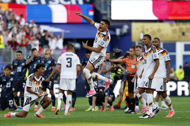 FIFA World Cup, WM, Weltmeisterschaft, Fussball 2026 - Round of 32 - Germany vs Paraguay Nadiem Amiri of Germany (C) and teammate celebrate a penalty during the penalty shoot-out of the FIFA World Cup 2026 Round of 32 match Germany against Paraguay, in Boston, Massachusetts, USA, 29 June 2026. FOXBOROUGH United States  Copyright: xGREGxM.xCOOPERx