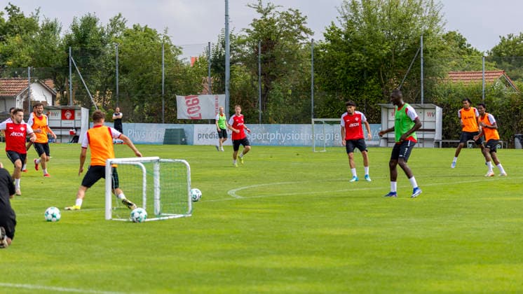 Trainingsstart bei den Würzburger Kickers, am 29.6.2026, KRE-Sportpark, Sieboldshöhe. *** Start of training with the Würzburger Kickers on June 29, 2026, at KRE Sportpark, Sieboldshöhe Copyright: HMBxMedia xHeikoxBecker