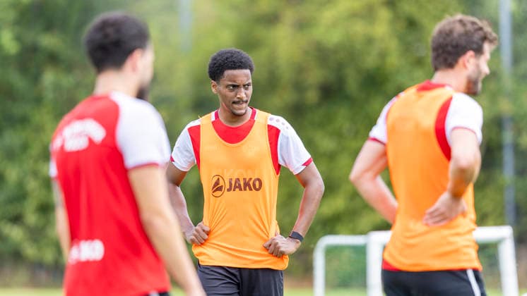 Trainingsstart bei den Würzburger Kickers, am 29.6.2026, KRE-Sportpark, Sieboldshöhe. Im Bild: Namrud Embaye *** Start of training with the Würzburger Kickers on June 29, 2026, at KRE Sportpark, Sieboldshöhe. Pictured: Namrud Embaye Copyright: HMBxMedia xHeikoxBecker