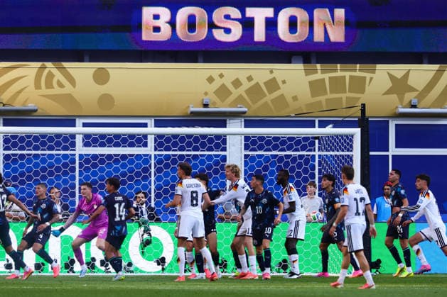 Waiting for a corner during the FIFA World Cup, WM, Weltmeisterschaft, Fussball 2026 last 32 match between Germany and Paraguay at Gillette Stadium, Boston, USA on 29 June 2026. Copyright: xPeterxDovganx 45200049