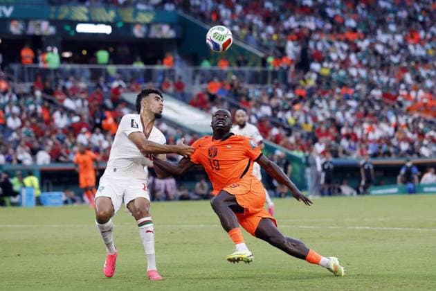 MONTERREY - (lr) Chadi Riad of Morocco, Brian Brobbey of the Netherlands during the 2026 FIFA World Cup, WM, Weltmeisterschaft, Fussball knockout phase match between the Netherlands and Morocco at the Monterrey Stadium on June 29, 2026, in Monterrey, Mexico. ROBIN VAN LONKHUIJSEN ANP FIFA World Cup 2026 - round of 32 2026 xVIxANPxSportx xxANPxIVx 562414306 originalFilename: 562414306.jpg