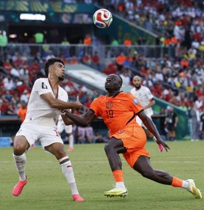 MONTERREY - (lr) Chadi Riad of Morocco, Brian Brobbey of the Netherlands during the 2026 FIFA World Cup, WM, Weltmeisterschaft, Fussball knockout phase match between the Netherlands and Morocco at the Monterrey Stadium on June 29, 2026, in Monterrey, Mexico. ROBIN VAN LONKHUIJSEN ANP FIFA World Cup 2026 - round of 32 2026 xVIxANPxSportx xxANPxIVx 562414378 originalFilename: 562414378.jpg