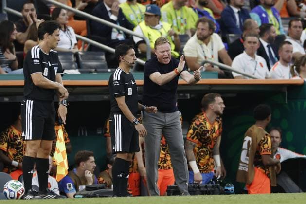 MONTERREY - Netherlands coach Ronald Koeman reacts during the 2026 FIFA World Cup, WM, Weltmeisterschaft, Fussball knockout phase match between the Netherlands and Morocco at the Monterrey Stadium on June 29, 2026, in Monterrey, Mexico. ROBIN VAN LONKHUIJSEN ANP FIFA World Cup 2026 - round of 32 2026 xVIxANPxSportx xxANPxIVx 562414968 originalFilename: 562414968.jpg