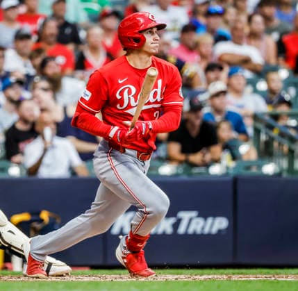 Cincinnati Reds left fielder JJ Bleday hits a single in the sixth inning of the MLB, Baseball Herren, USA game between the Cincinnati Reds and the Milwaukee Brewers at American Family Field in Milwaukee, Wisconsin on Monday, June 29, 2026.  MIL20260629830 TANNENxMAURY
