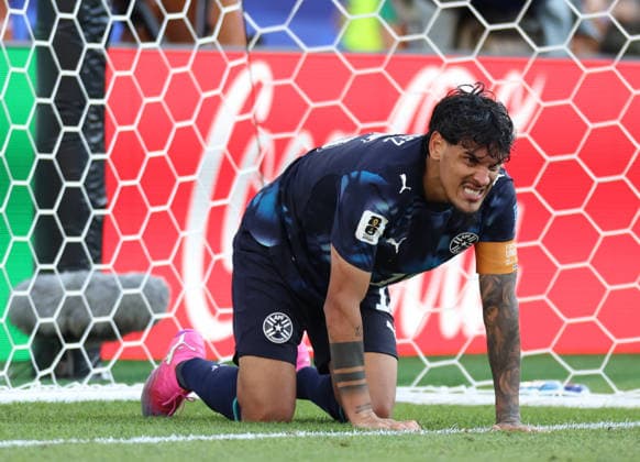 June 29, 2026, Foxborough, Massachusetts, USA: Paraguay defender Gustavo Gomez (15) after an attempted goal by Germany during the June 29th FIFA World Cup, WM, Weltmeisterschaft, Fussball 2026 matchup between Germany and Paraguay at Gillette Stadium in Foxborough, Massachusetts. Foxborough USA - ZUMAs325 20260629_zsp_s325_105 Copyright: xJessxStilesx