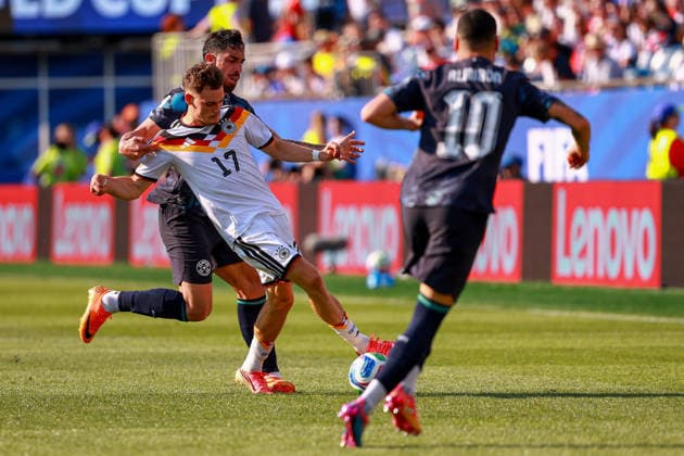 June 29, 2026, Foxborough, Massachusetts, USA: FLORIAN WIRTZ of Germany shields the ball during the 2026 FIFA World Cup, WM, Weltmeisterschaft, Fussball Round of 32 game at Boston Stadium in Massachusetts on June 29, 2026. Foxborough USA - ZUMAm283 20260629_zsp_m283_020 Copyright: xBillyxMyersx