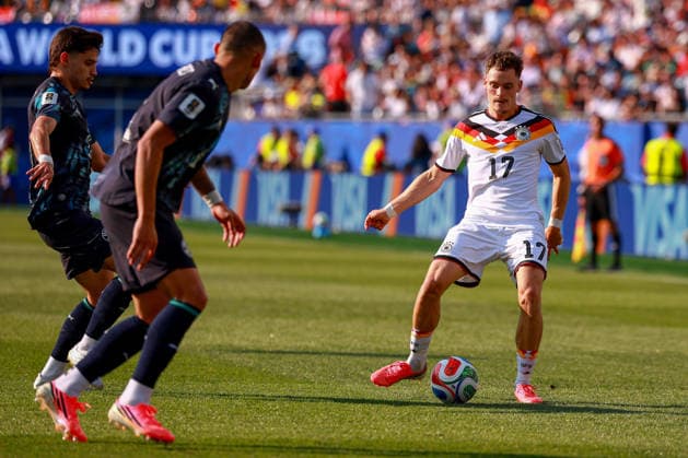 June 29, 2026, Foxborough, Massachusetts, USA: FLORIAN WIRTZ of Germany passes the ball during the 2026 FIFA World Cup, WM, Weltmeisterschaft, Fussball Round of 32 game at Boston Stadium in Massachusetts on June 29, 2026. Foxborough USA - ZUMAm283 20260629_zsp_m283_023 Copyright: xBillyxMyersx