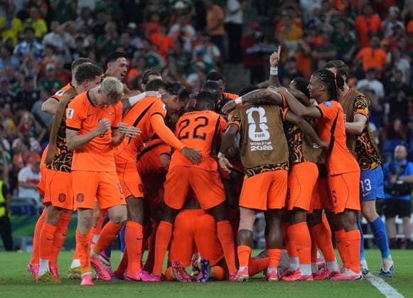 Netherlands v Morocco - FIFA World Cup, WM, Weltmeisterschaft, Fussball 2026 - Round of 32 MONTERREY, MEXICO - JUNE 29: Cody Gakpo of Netherlands celebrates with his teammates after scoring a goal during the 2026 FIFA World Cup Round of 32 match between Netherlands and Morocco at Estadio BBVA (Monterrey Stadium) in Monterrey, Mexico on June 29, 2026. Juancho Torres Anadolu Nuevo Leon Mexico. Editorial use only. Please get in touch for any other usage.  Copyright: x2026xAnadoluxJuanchoxTorresx