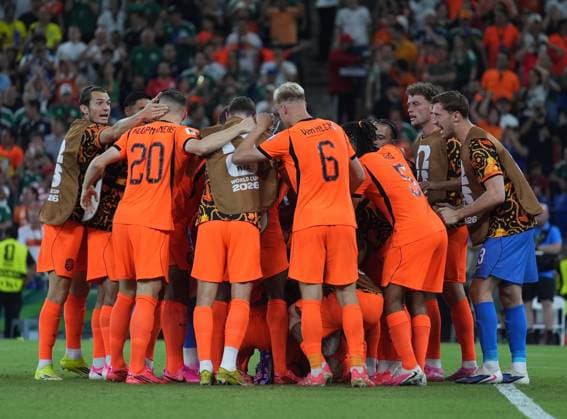 Netherlands v Morocco - FIFA World Cup, WM, Weltmeisterschaft, Fussball 2026 - Round of 32 MONTERREY, MEXICO - JUNE 29: Cody Gakpo of Netherlands celebrates with his teammates after scoring a goal during the 2026 FIFA World Cup Round of 32 match between Netherlands and Morocco at Estadio BBVA (Monterrey Stadium) in Monterrey, Mexico on June 29, 2026. Juancho Torres Anadolu Nuevo Leon Mexico. Editorial use only. Please get in touch for any other usage.  Copyright: x2026xAnadoluxJuanchoxTorresx