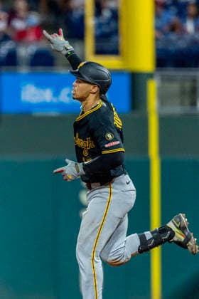 Pittsburgh Pirates catcher Endy Rodríguez gestures as he runs the bases after hitting a three run home run in the ninth inning of a baseball game against the Philadelphia Phillies, Monday, June 29, 2026, in Philadelphia.  PHI20260629017 LaurencexKesterson