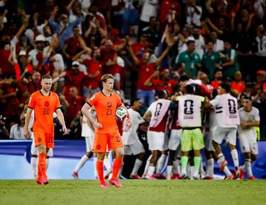 MONTERREY - (lr) Teun Koopmeiners of the Netherlands, and Frenkie de Jong of the Netherlands are disappointed with the 1-1 draw during the 2026 FIFA World Cup, WM, Weltmeisterschaft, Fussball knockout phase match between the Netherlands and Morocco at Monterrey Stadium on June 29, 2026, in Monterrey, Mexico. KOEN VAN WEEL ANP FIFA World Cup 2026 - round of 32 2026 xVIxANPxSportx xxANPxIVx 562419962 originalFilename: 562419962.jpg