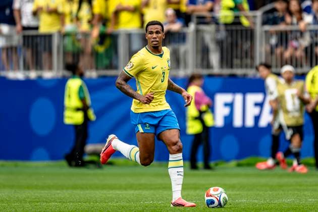 HOUSTON - Gabriel Magalhaes of Brazil during the 2026 World Cup match between Brazil and Japan at Houston Stadium on June 29, 2026, in Houston, United States. (Photo by Stefan Koops EYE4IMAGES DeFodi Images) - *** HOUSTON: Gabriel Magalhaes of Brazil during the 2026 World Cup match between Brazil and Japan at Houston Stadium on June 29, 2026, in Houston, United States. Photo by Stefan Koops, EYE4IMAGES, DeFodi Images