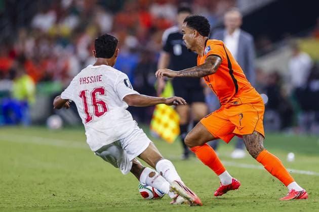 MONTERREY, 29-06-2026, Monterrey Stadium, Match between Morocco and The Netherlands during the World Cup 2026. Picture shows Morocco player Gessime Yassine , Netherlands player Justin Kluivert Morocco - The Netherlands (World Cup 2026)  x204749144x Copyright: