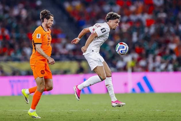 MONTERREY, 29-06-2026, Monterrey Stadium, Match between Morocco and The Netherlands during the World Cup 2026. Picture shows Netherlands player Maarten de Roon , Morocco player Neil El Aynaoui Morocco - The Netherlands (World Cup 2026)  x204749172x Copyright: