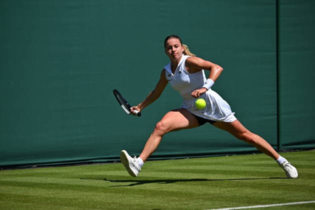 2026 Wimbledon - Maja Chwalinska Maja Chwalinska (POL) during her first round match at the 2025 Wimbledon Tennis Championships at the AELTC in London, GREAT BRITAIN, on JUNE 29, 2026. Photo by Corinne Dubreuil ABACAPRESS.COM London  Copyright: xDubreuilxCorinne ABACAx