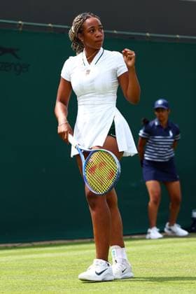 Tyra Caterina Grant celebrates winning the first set during her first round match Wimbledon Tennis Championships, Day 2, The All England Lawn Tennis and Croquet Club, London, UK - 30 Jun 2026London The All England Lawn Tennis and United Kingdom  Copyright: xJamesxMarsh Shutterstockx 16964208r
