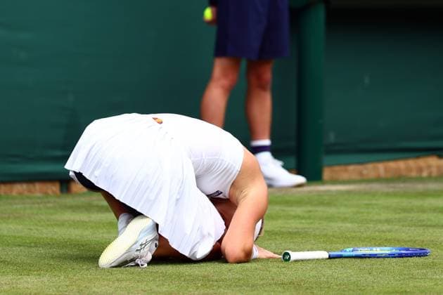Katie Swan celebrates victory in her first round match Wimbledon Tennis Championships, Day 2, The All England Lawn Tennis and Croquet Club, London, UK - 30 Jun 2026London The All England Lawn Tennis and United Kingdom  Copyright: xJamesxMarsh Shutterstockx 16964208ba