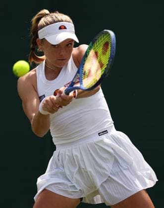 Katie Swan during her first round match Wimbledon Tennis Championships, Day 2, The All England Lawn Tennis and Croquet Club, London, UK - 30 Jun 2026London The All England Lawn Tennis and United Kingdom  Copyright: xEllaxLing Shutterstockx 16964204k