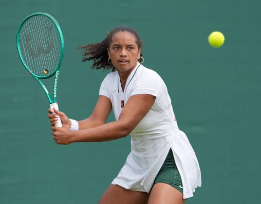 Tennis - 2026 Wimbledon Championships - Day Two (Week One) - All England Lawn Tennis & Croquet Club, London - Tuesday 30th June 2026 Women™s Singles, First Round: Jasmine Paolini (ITA) vs.Robin Montgomery (USA) Robin Montgomery (USA) COLORSPORT ANDREW COWIE 