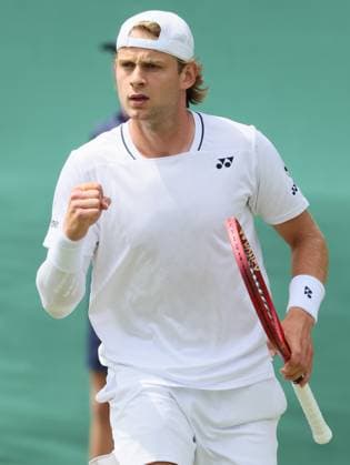 Belgian Zizou Bergs pictured in action during a first round game between French Humbert and Belgian Bergs in the Men s singles at the Wimbledon grand slam tennis tournament in London, Britain, Tuesday 30 June 2026. BENOITxDOPPAGNE  x179989621x