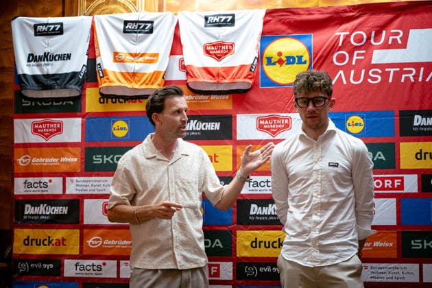 30.06.2026, Cafe Landmann, Wien, AUT, Lidl Tour of Austria 2026, PK Wien, im Bild RenÃ Haselbacher und Matthias Krizek, Team RH77, RenÃ Haselbacher und Matthias Krizek, Team RH77 during the regional press conference, PK, Pressekonferenz in Vienna ahead of the 2026 Lidl Tour of Austria. Cafe Landmann in Wien, Austria on. Foto:Eibner-Pressefoto Bruns Wien *** June 30, 2026, Cafe Landmann, Vienna, Austria, Lidl Tour of Austria 2026, Press Conference in Vienna, pictured: René Haselbacher and Matthias Krizek, Team RH77, René Haselbacher and Matthias Krizek, Team RH77, during the regional press conference in Vienna ahead of the 2026 Lidl Tour of Austria at Cafe Landmann in Vienna, Austria. Photo: Eibner, Press Photo: Bruns, Vienna  EP_EER