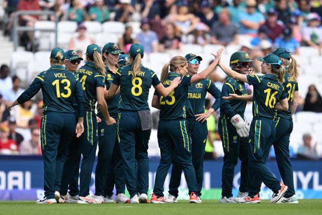 Australia Women v West Indies Women, ICC Women s T20 World Cup, Semi-Final Wicket - Sophie Molineux of Australia celebrates taking the wicket of Qiana Joseph of West Indies during the ICC Women s T20 World Cup semi final match between Australia Women and West Indies Women at the Oval, London, UK on 30 June 2026. London Oval London UK Editorial use only , Copyright: xGrahamxHuntx PSI-24453-0033