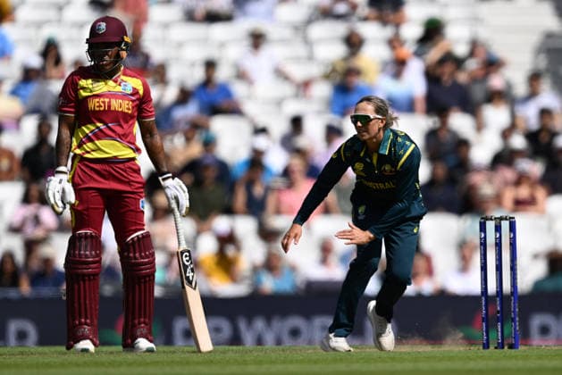 Australia Women v West Indies Women, ICC Women s T20 World Cup, Semi-Final Ashleigh Gardner of Australia bowling during the ICC Women s T20 World Cup semi final match between Australia Women and West Indies Women at the Oval, London, UK on 30 June 2026. London Oval London UK Editorial use only , Copyright: xGrahamxHuntx PSI-24453-0041