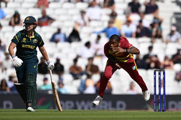 Australia Women v West Indies Women, ICC Women s T20 World Cup, Semi-Final Chinelle Henry of West Indies bowling during the ICC Women s T20 World Cup semi final match between Australia Women and West Indies Women at the Oval, London, UK on 30 June 2026. London Oval London UK Editorial use only , Copyright: xGrahamxHuntx PSI-24453-0076
