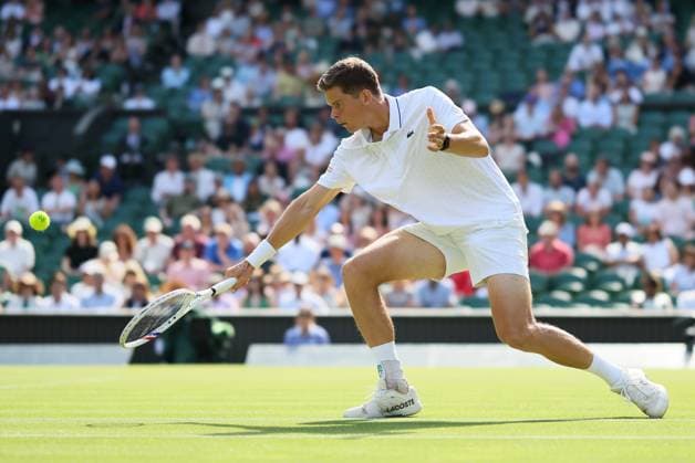 Belgian Alexander Blockx pictured in action during a first round game between Belgian Blockx and German Zverev in the Men s singles at the Wimbledon grand slam tennis tournament in London, Britain, Tuesday 30 June 2026. BENOITxDOPPAGNE  x180013987x