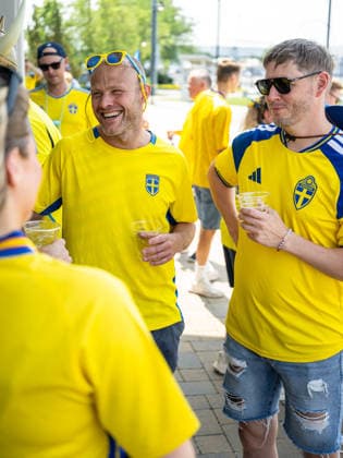 260630 Fans of Sweden ahead of the FIFA World Cup, WM, Weltmeisterschaft, Fussball 2026 round of 32 football match between France and Sweden on June 30, 2026 in New Jersey. Photo: Petter Arvidson BILDBYRAN kod PA PA1270 fotboll football soccer fotball vm fotbolls-vm fotball-vm fotbolls-vm 2026 fifa world cup 2026 sverige sweden sverige a bbeng frankrike france round of 32 16-delsfinal publik *** June 30, 2026: Fans of Sweden ahead of the FIFA World Cup 2026 Round of 32 soccer match between France and Sweden on June 30, 2026 in New Jersey. Photo by Petter Arvidson, BILDBYRAN, code PA PA1270. soccer, football, World Cup, 2026 FIFA World Cup, Sweden, Sweden A, BBENG, Francekrike france round of 32 round of 16 quarterfinal crowd  Copyright: PETTERxARVIDSON BB260630PA010
