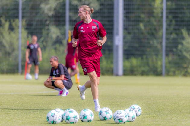 Ingolstadt, Deutschland 30. Juni 2026: 3. Liga - 2026 2027 - FC Ingolstadt 04 - Training Im Bild: Vinko Sapina (FCI) Trainingsgelände Audi Sportpark Bayern *** Ingolstadt, Germany, June 30, 2026; 3rd Division 2026–2027; FC Ingolstadt 04 Training; Pictured: Vinko Sapina; FCI Training Facility; Audi Sportpark Bayern Copyright: xFotostandx xSchäferx