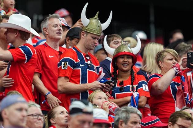 Norway fans waiting ahead of kick off Ivory Coast v Norway, 2026 FIFA World Cup, WM, Weltmeisterschaft, Fussball Round of 32, Football, Dallas Stadium, Arlington, Texas, USA - 30 Jun 2026Arlington Dallas Stadium Texas (TX) United States of America  Copyright: xIsmaelxAdnan Shutterstockx 16970308t