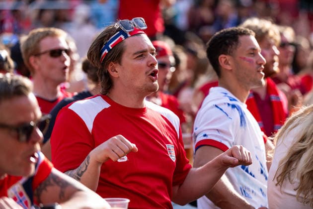 260630 Norwegian fans during FIFA World Cup, WM, Weltmeisterschaft, Fussball 2026 on June 30, 2026 in Oslo. EDITORIAL USE ONLY Photo: Marius Nordnes BILDBYRAN COP 185 MX0002 fotboll football soccer fotball world cup 2026 fans in oslo bbeng publik *** June 30, 2026: Norwegian fans during the 2026 FIFA World Cup 2026 in Oslo EDITORIAL USE ONLY Photo Marius Nordnes BILDBYRAN COP 185 MX0002 soccer football fotball 2026 World Cup fans in Oslo bbeng audience  Copyright: MARIUSxNORDNES BB260630ZB016