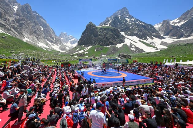Freestyle and Greco-Roman Wrestling Super League Finals HAKKARI, TURKIYE - JUNE 30: The 2026 Freestyle and Greco-Roman Wrestling Super League Finals kicks off in the Cennet-Cehennem Valley of Hakkari, Turkiye on June 30, 2026. Around 200 athletes from 8 clubs are competing in the finals held in the region where Uludoruk, Turkiye s second-highest peak, and glaciers are located. Ozkan Bilgin Anadolu Hakkari Turkey. Editorial use only. Please get in touch for any other usage.  Copyright: x2026xAnadoluxOzkanxBilginx