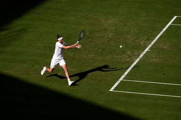 260630 Alexander Zverev of Germany competes in a first round men™s singles match during day 2 of Wimbledon on June 30, 2026 in London. Photo: Jesper Zerman BILDBYRAN kod JZ JZ0744 tennis wimbledon 2 bbeng *** 260630 Alexander Zverev of Germany competes in a first-round men’s singles match during Day 2 of Wimbledon on June 30, 2026, in London. Photo: Jesper Zerman, BILDBYRAN, code JZ JZ0744, tennis, wimbledon, 2 bbeng  Copyright: JESPERxZERMAN BB260630JZ049