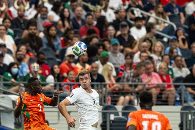 260630 Ghislain Konan of CÃ te d Ivoire and Alexander Sorloth of Norway during the FIFA World Cup, WM, Weltmeisterschaft, Fussball 2026 round of 32 football match between CÃ te d Ivoire and Norway on June 30, 2026 in Dallas. Photo: Vegard Grott BILDBYRAN kod VG VG0975 bbeng fotboll football soccer fotball vm fotbolls-vm fotball-vm fotbolls-vm 2026 fifa world cup 2026 16-delsfinale round of 32 arlington texas norge norway elfenbenskusten elfenbenskysten ivory coast *** June 30, 2026: Ghislain Konan of Côte d Ivoire and Alexander Sorloth of Norway during the 2026 FIFA World Cup Round of 32 soccer match between Côte d Ivoire and Norway on June 30, 2026 in Dallas. Photo by Vegard Grott, BILDBYRAN. Code: VG VG0975 bbeng soccer football fotball World Cup 2026 FIFA World Cup 2026 Round of 32 Arlington, Texas; Norway; Ivory Coast  Copyright: VEGARDxGRoTT BB260630VG033