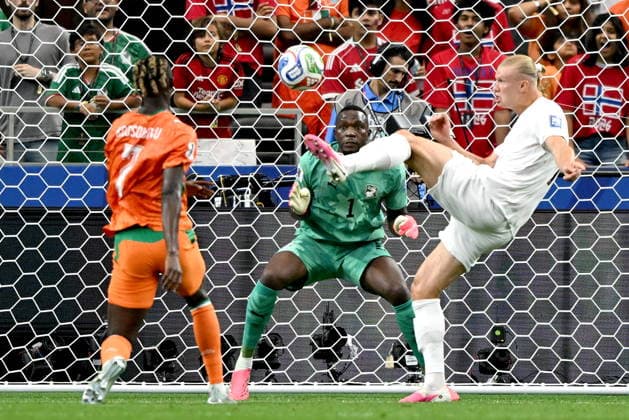 FIFA World Cup, WM, Weltmeisterschaft, Fussball 2026 - Round of 32 - Ivory Coast vs Norway Erling Haaland (R) of Norway in action during the FIFA World Cup 2026 Round of 32 match Ivory Coast against Norway, in Dallas, USA, 30 June 2026. DALLAS United States  Copyright: xALBERTxPENAx