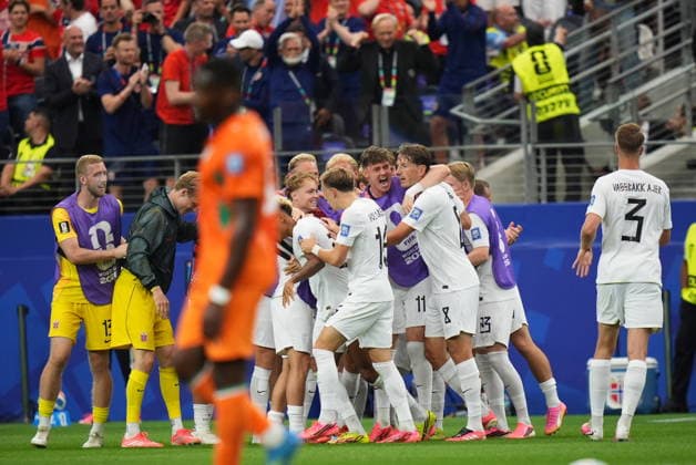 Ivory Coast v Norway - FIFA World Cup, WM, Weltmeisterschaft, Fussball 2026 - Round of 32 ARLINGTON, USA - JUNE 30: Antonio Nusa (20) of Norway celebrates with teammates after scoring a goal during the FIFA World Cup 2026 Round of 32 match between Ivory Coast and Norway at Dallas Stadium in Arlington, United States on June 30, 2026. Hakan Akgun Anadolu Texas United States. Editorial use only. Please get in touch for any other usage.  Copyright: x2026xAnadoluxHakanxAkgunx