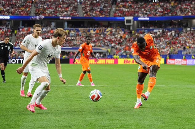Ghislain Konan (Ivory Coast) shoots on goal during Ivory Coast and Norway, Round of 32 FIFA World Cup, WM, Weltmeisterschaft, Fussball 2026, Dallas Stadium, Arlington, United States on June 30, 2026. Thor Wegner DeFodi Images. (Photo by DeFodi Images) - *** Ghislain Konan of Ivory Coast takes a shot on goal during the match between Ivory Coast and Norway in the Round of 32 of the 2026 FIFA World Cup at Dallas Stadium in Arlington, United States, on June 30, 2026. Photo by DeFodi Images (Thor Wegner)
