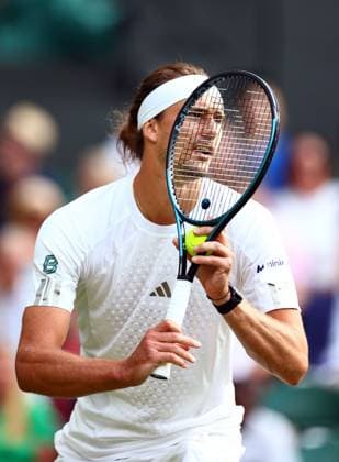 Alexander Zverev during his first round match Wimbledon Tennis Championships, Day 2, The All England Lawn Tennis and Croquet Club, London, UK - 30 Jun 2026London The All England Lawn Tennis and United Kingdom  Copyright: xJamesxMarsh Shutterstockx 16964208ds