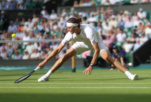 Wimbledon Championships 2026, Day One, AELTC Wimbledon, London, UK - 30 06 2026 Alexander Zverev (GER) in action during his first round match against Alexander Blokx (BEL) in the 2026 Wimbledon Championships at the AELTC London London AELTC Wimbledon London GBR, UK NEWSPAPERS OUT Copyright: xMarkxGreenwoodx