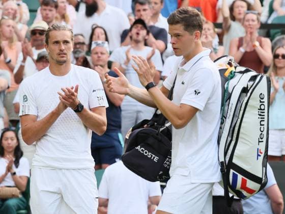 German Alexander Zverev applaud Belgian Alexander Blockx after winning a first round game between Belgian Blockx and German Zverev in the Men s singles at the Wimbledon grand slam tennis tournament in London, Britain, Tuesday 30 June 2026. BENOITxDOPPAGNE  x180029170x