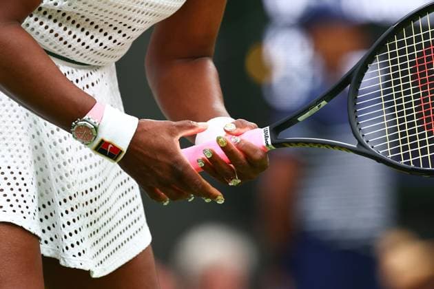 The pink Audemars Piguet watch and bejewelled fingernails of Serena Williams Wimbledon Tennis Championships, Day 2, The All England Lawn Tennis and Croquet Club, London, UK - 30 Jun 2026London The All England Lawn Tennis and United Kingdom  Copyright: xJamesxMarsh Shutterstockx 16964208fp