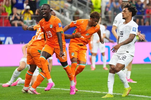 FIFA World Cup, WM, Weltmeisterschaft, Fussball 2026 - Round of 32 - Ivory Coast vs Norway Amad Diallo (C) of Ivory Coast celebrates with teammates after scoring the 1-1 goal during the FIFA World Cup 2026 Round of 32 match Ivory Coast against Norway, in Dallas, USA, 30 June 2026. DALLAS United States  Copyright: xJEFFREYxMCWHORTERx