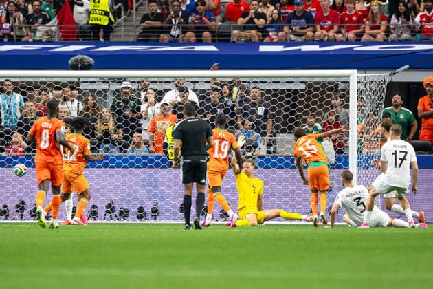 260630 Goalkeeper orjan Nyland of Norway let™s in 1-1 during the FIFA World Cup, WM, Weltmeisterschaft, Fussball 2026 round of 32 football match between CÃ te d Ivoire and Norway on June 30, 2026 in Dallas. Photo: Jon Olav Nesvold BILDBYRAN COP 217 VG0975 bbeng fotboll football soccer fotball vm fotbolls-vm fotball-vm fotbolls-vm 2026 fifa world cup 2026 16-delsfinale round of 32 arlington texas norge norway elfenbenskusten elfenbenskysten ivory coast *** June 30, 2026: Norwegian goalkeeper Orjan Nyland conceded a goal during the Round of 32 soccer match at the 2026 FIFA World Cup between Côte d Ivoire and Norway on June 30, 2026 in Dallas. Photo by Jon Olav Nesvold. BILDBYRAN COP 217 VG0975 bbeng soccer football fotball World Cup 2026 FIFA World Cup 2026 Round of 16 of 32 Arlington, Texas Norway Ivory Coast  Copyright: JONxOLAVxNESVOLD BB260630JE106