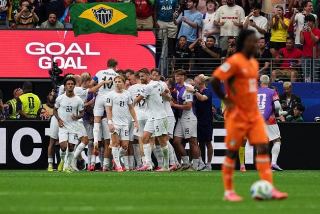 Erling Haaland of Norway celebrates his goal with his teammates Ivory Coast v Norway, 2026 FIFA World Cup, WM, Weltmeisterschaft, Fussball Round of 32, Football, Dallas Stadium, Arlington, Texas, USA - 30 Jun 2026Arlington Dallas Stadium Texas (TX) United States of America  Copyright: xIsmaelxAdnan Shutterstockx 16970308cz