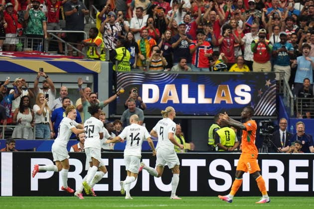 Ivory Coast v Norway - FIFA World Cup, WM, Weltmeisterschaft, Fussball 2026 - Round of 32 ARLINGTON, USA - JUNE 30: Erling Haaland of Norway celebrates with teammates after scoring a goal during the FIFA World Cup 2026 Round of 32 match between Ivory Coast and Norway at Dallas Stadium in Arlington, United States on June 30, 2026. Hakan Akgun Anadolu Texas United States. Editorial use only. Please get in touch for any other usage.  Copyright: x2026xAnadoluxHakanxAkgunx